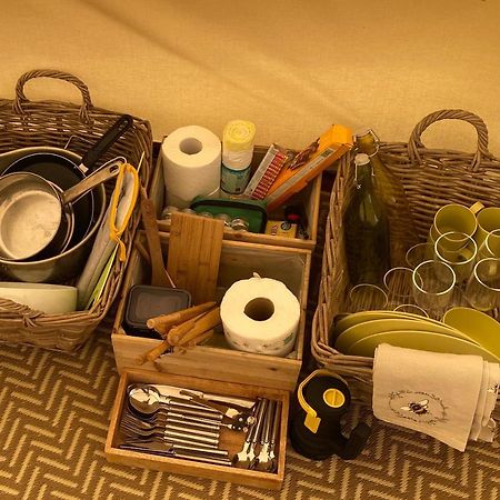 Black Mountains Glamping Hotel Abergavenny Bagian luar foto